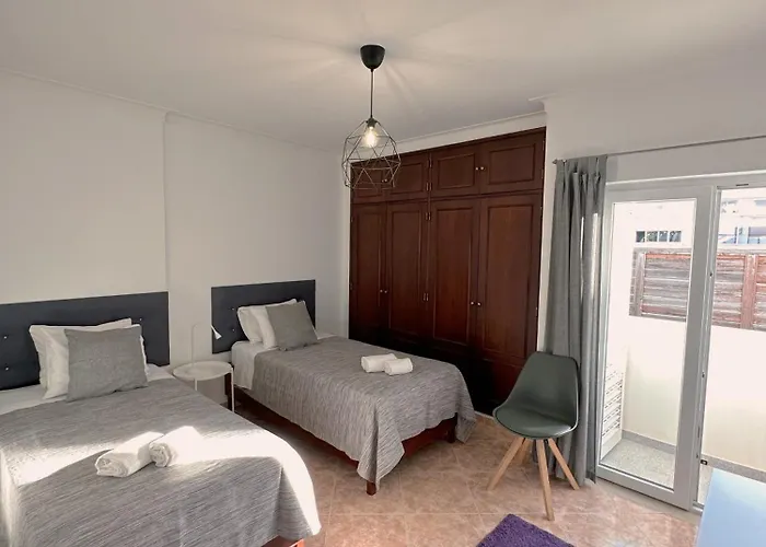 דירה Alvor Apartment אלבור